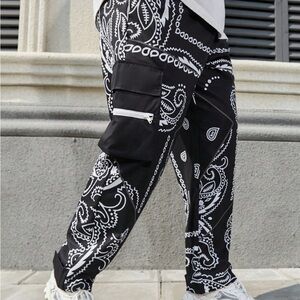 LEGND Men's Plus Size Cashew Print Cargo Pants